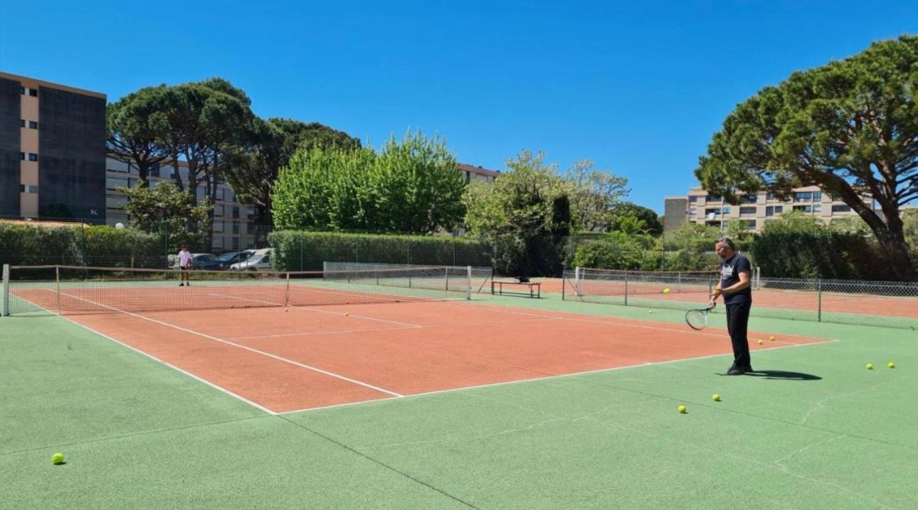 Chez Timmaflo Apartment Frejus Luaran gambar