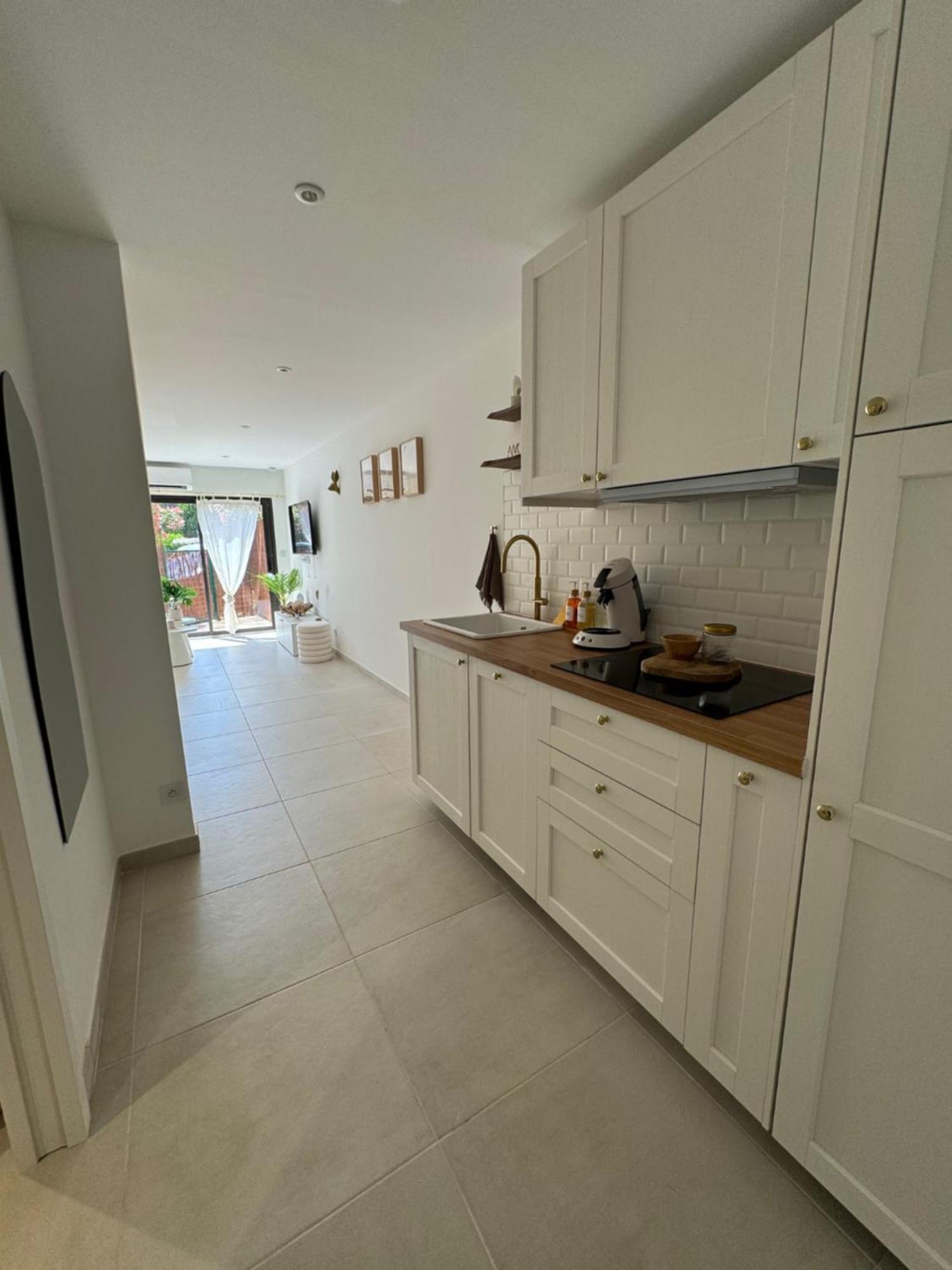 Chez Timmaflo Apartment Frejus Luaran gambar