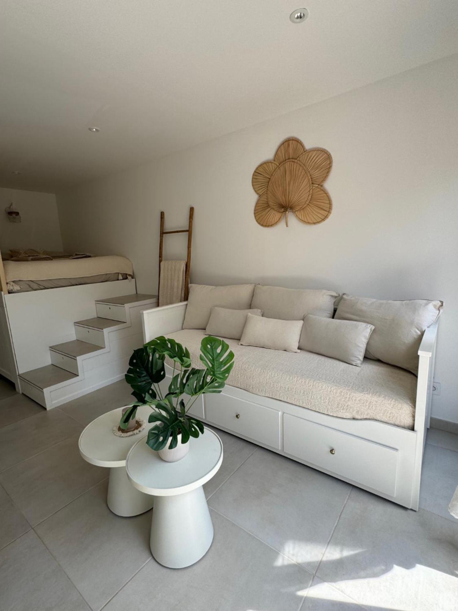 Chez Timmaflo Apartment Frejus Luaran gambar