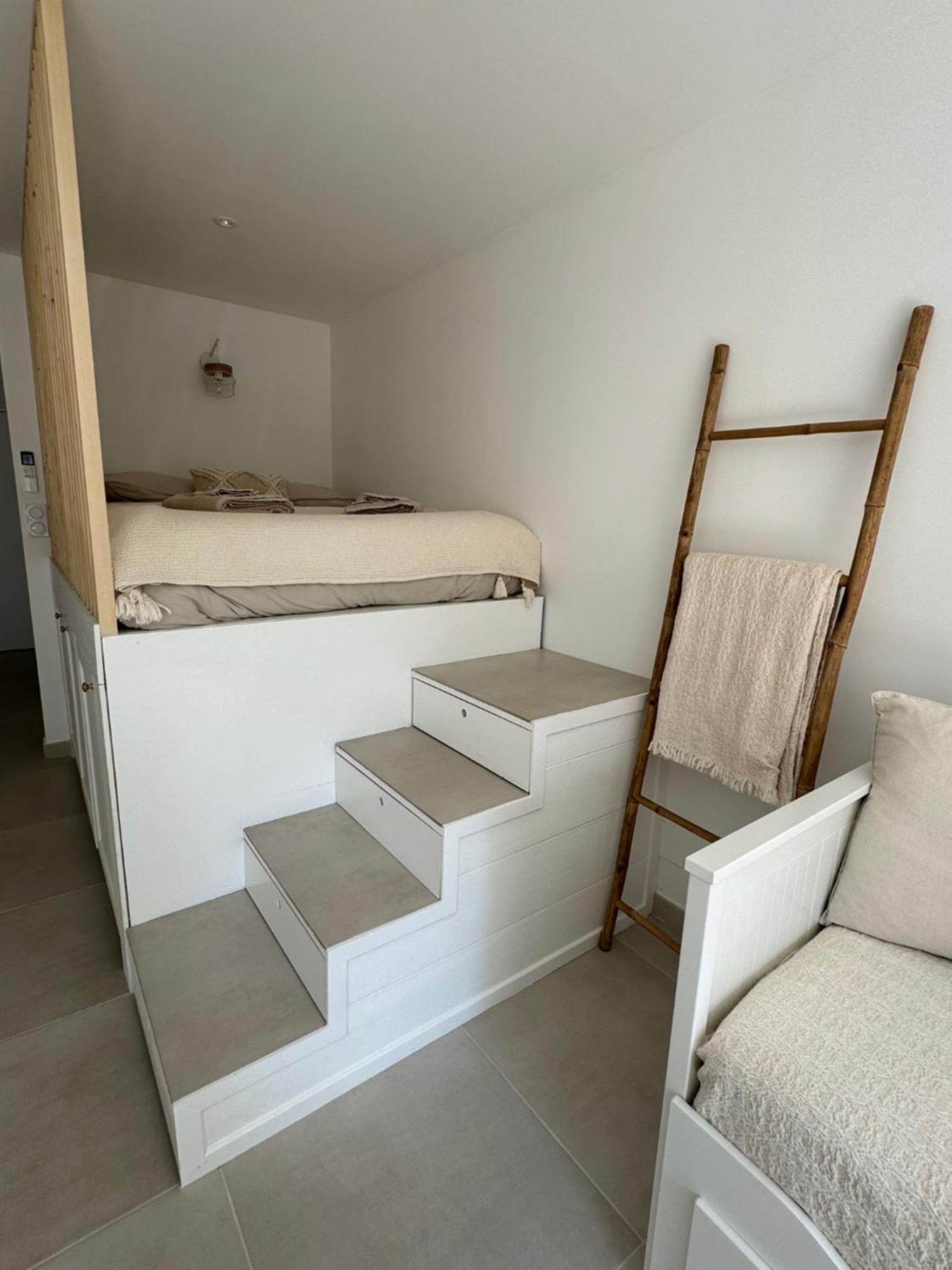 Chez Timmaflo Apartment Frejus Luaran gambar